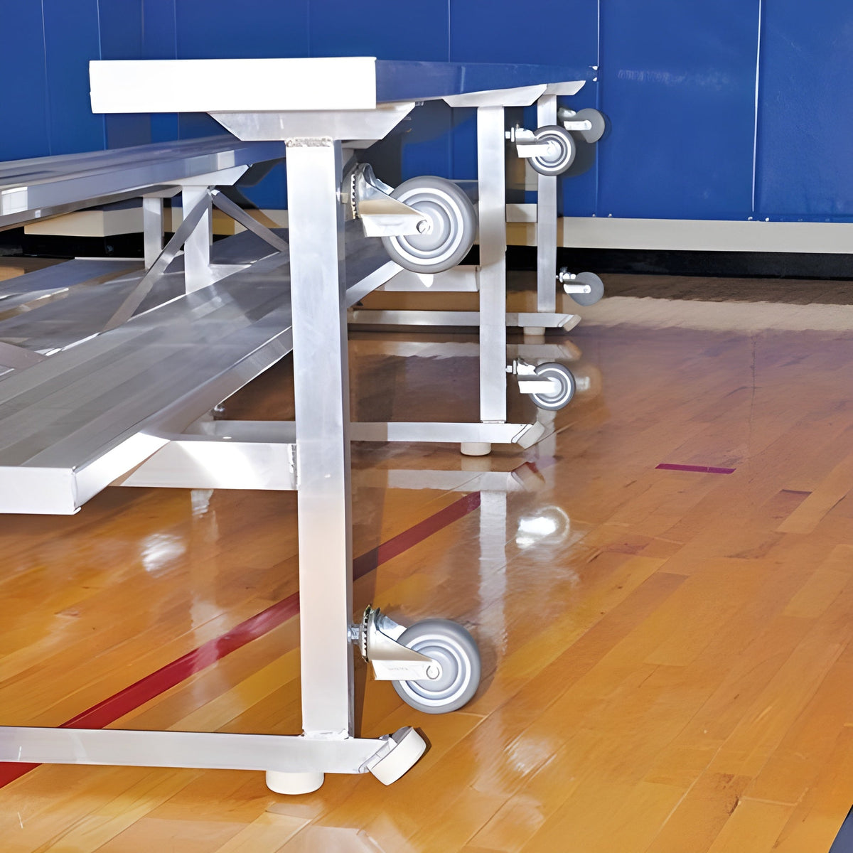 Bleacher 4 Row 15' Tip & Roll Portable Aluminum Bleacher -  BL415TR
