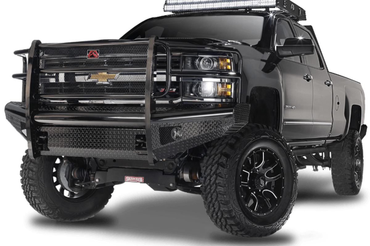 Fab Fours CH05-S1360-1 Chevy Silverado 2500/3500 Classic 2003-2007 Black Steel Front Bumper with Full Guard - CH05-S1360-1