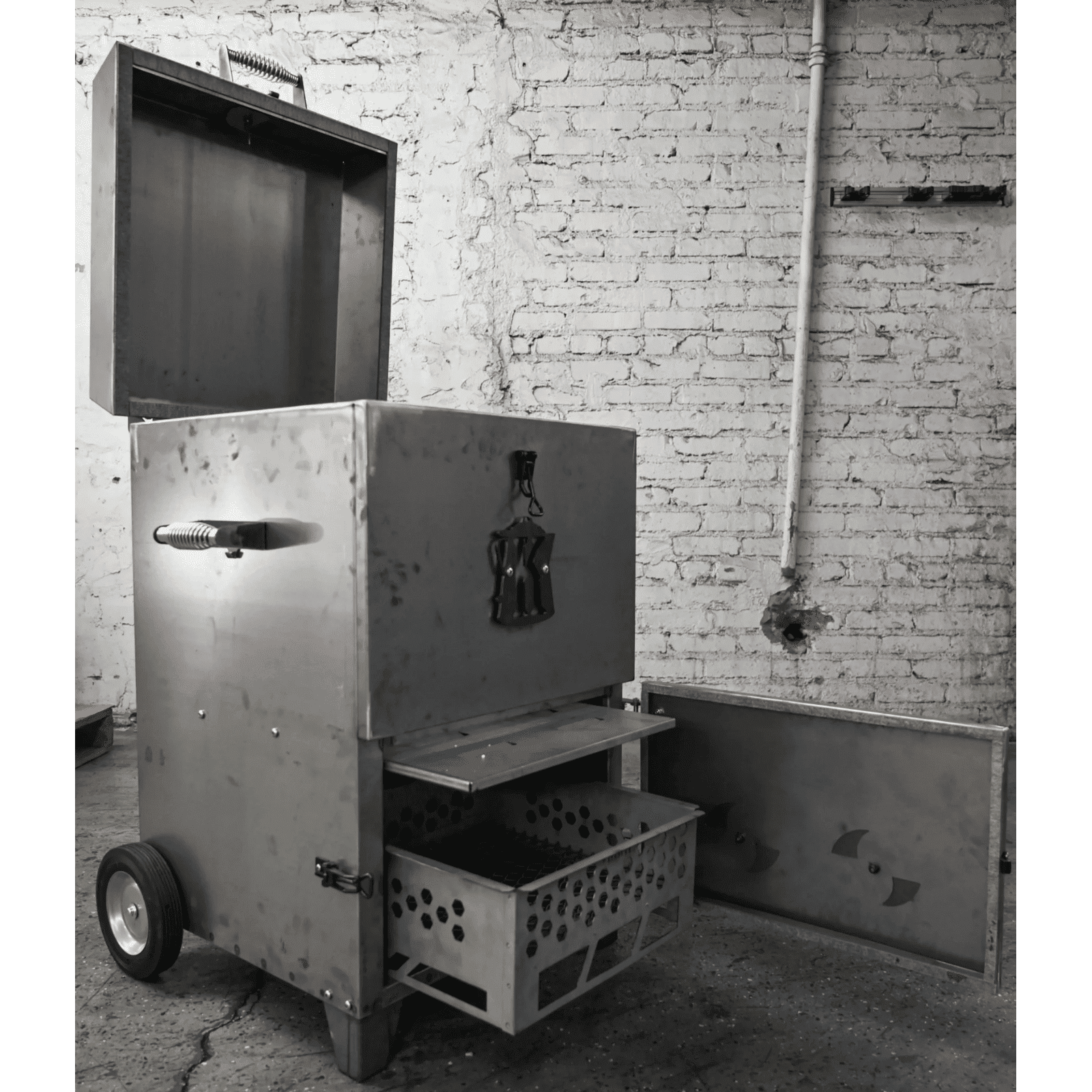 Hasty Bake Roughneck Barrel Smoker - Corten Steel 420B