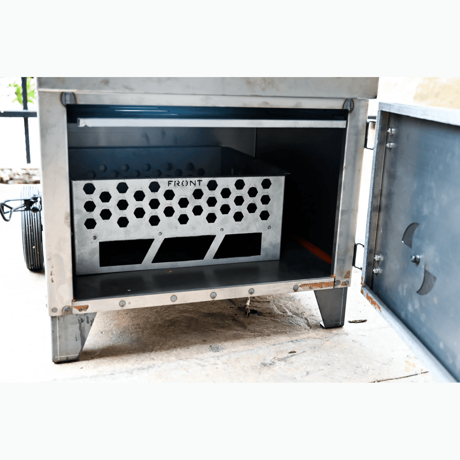 Hasty Bake Roughneck Barrel Smoker - Corten Steel 420B