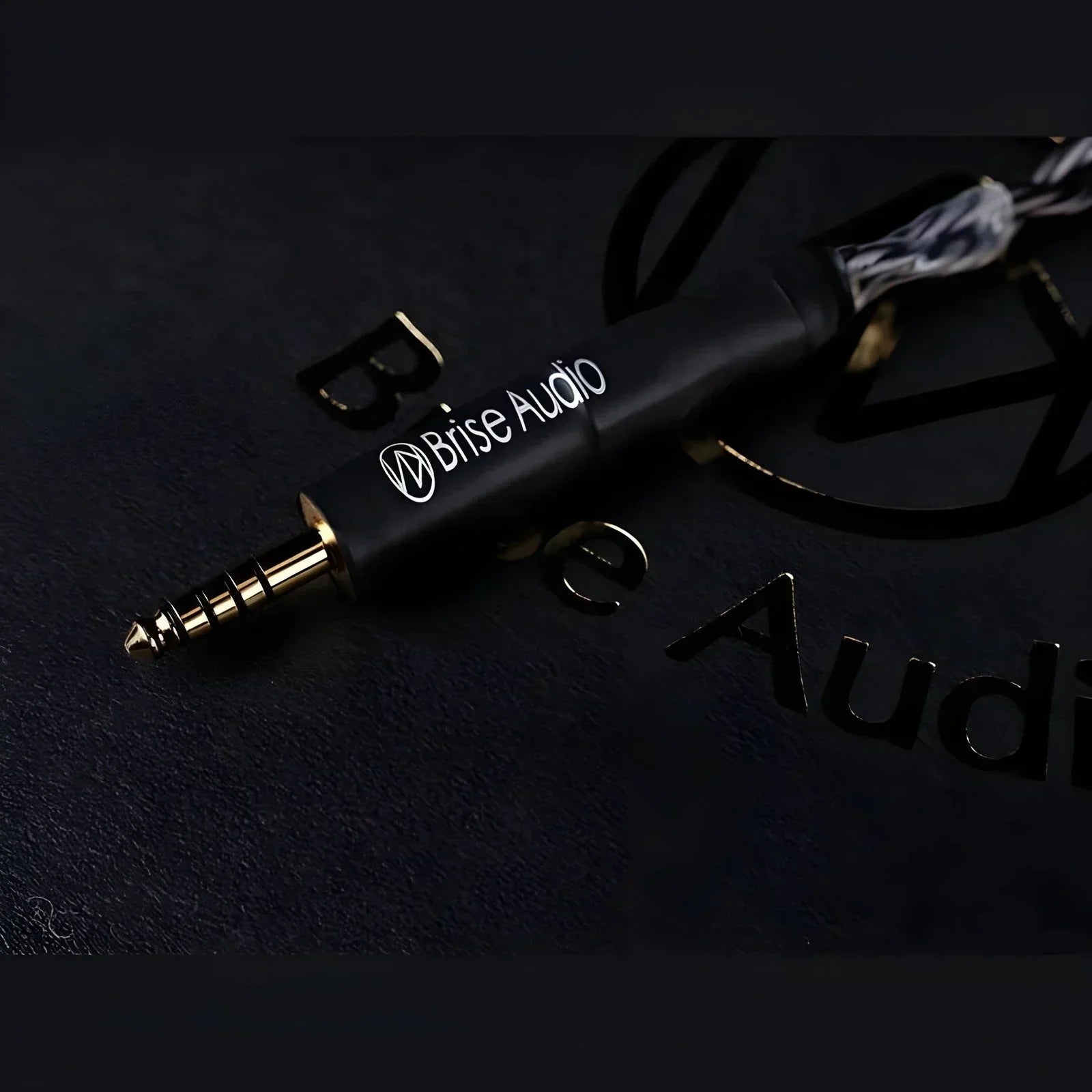 Brise Audio SHIROGANE 8-wire Ultimate earphone cable