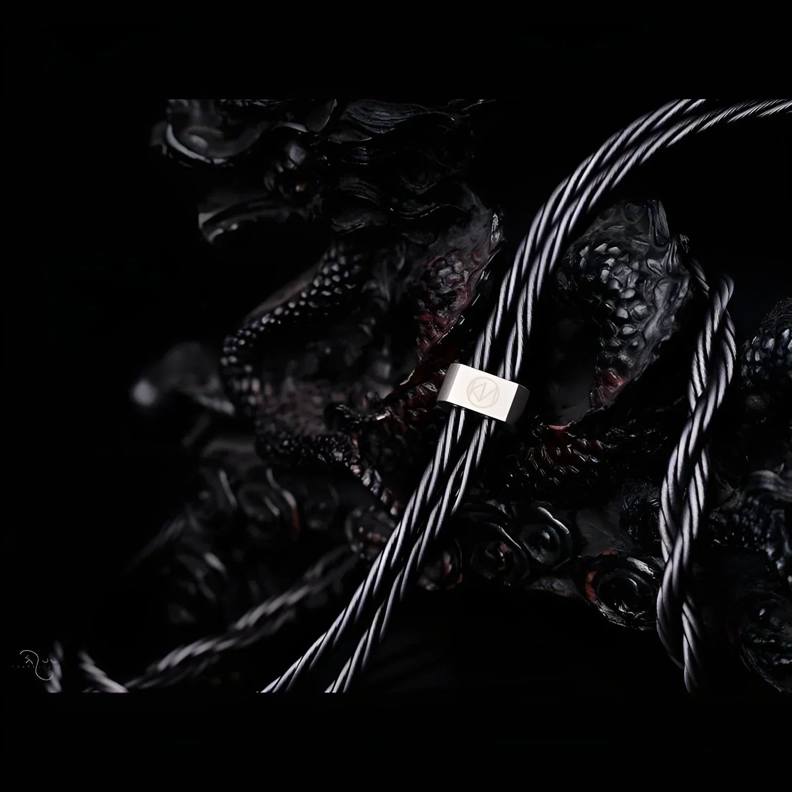 Brise Audio SHIROGANE 8-wire Ultimate earphone cable