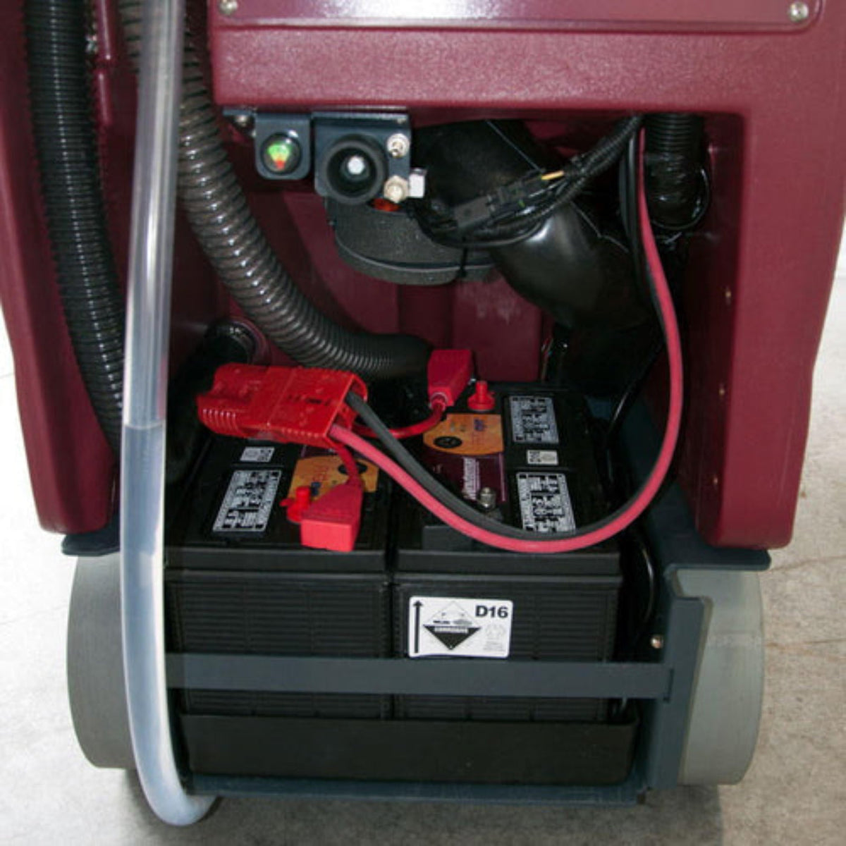 Minuteman Max Ride 26 Automatic Floor Scrubber - 21 Gallons - MIN-A-MR26DQP