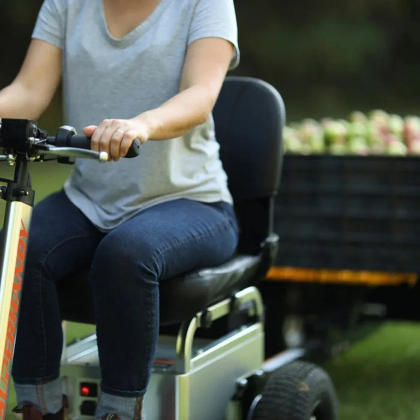 Super Handy GUO098 Compact Electric Tow Cart 2600 lb Towing Capacity 350 lb Load Capacity New